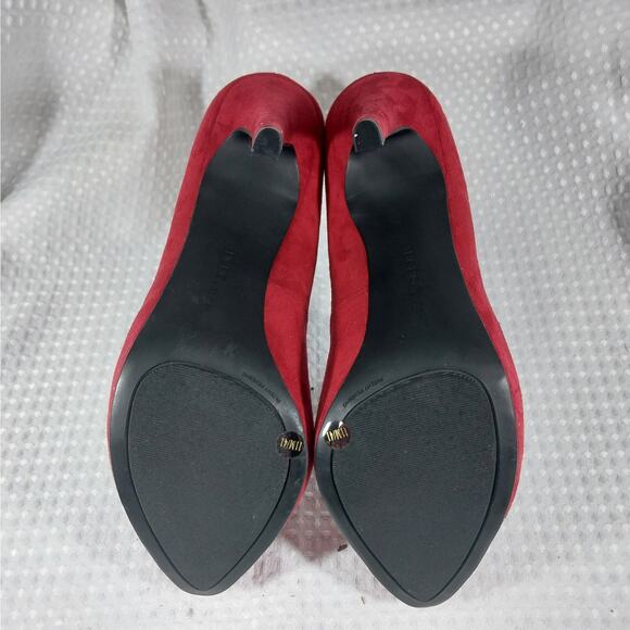 BCBGENERATION! RICH RED VEGAN SUEDE LEATHER PLATFORM STILETTO HEELS! SZ 9.5M - Picture 8 of 12